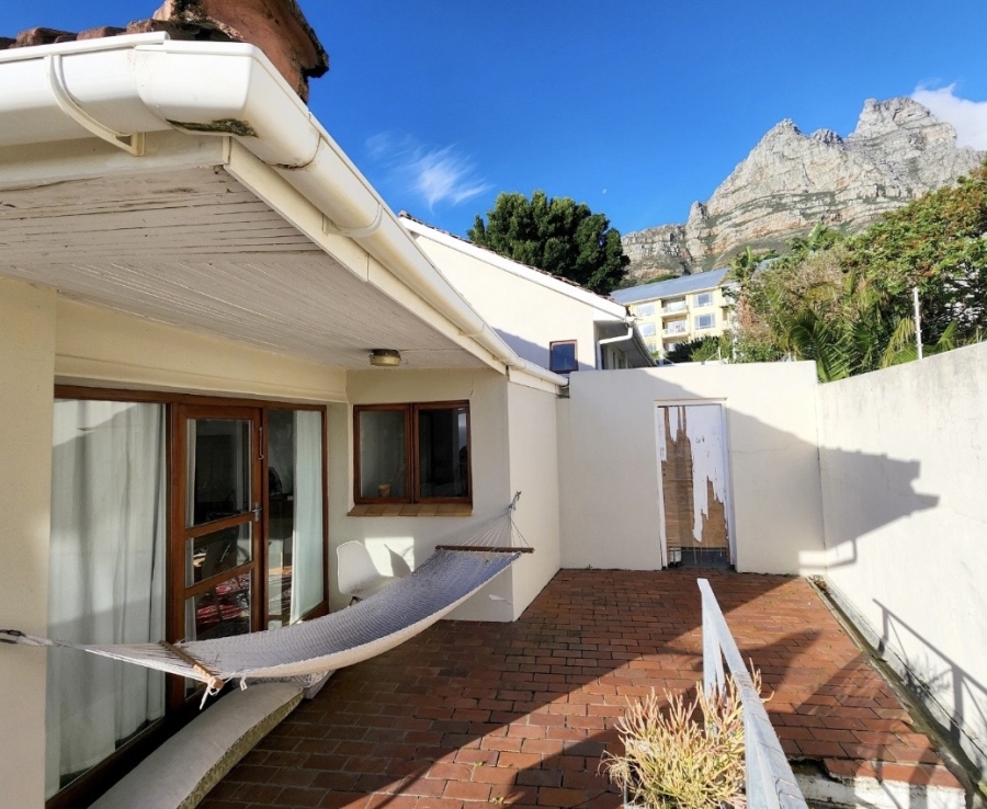 3 Bedroom Property for Sale in Camps Bay Western Cape